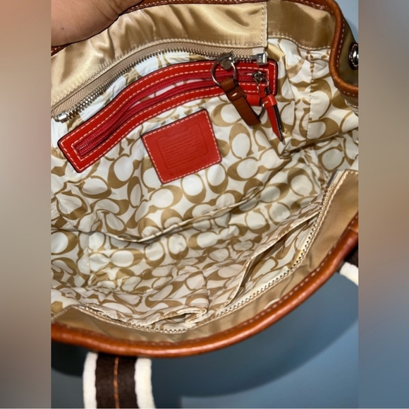 COACH Hands Bag - Picture 3 of 5